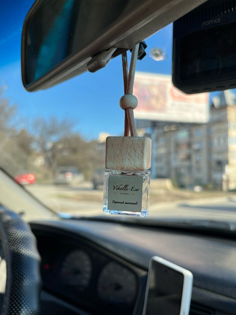 Наклейка для автопарфюма