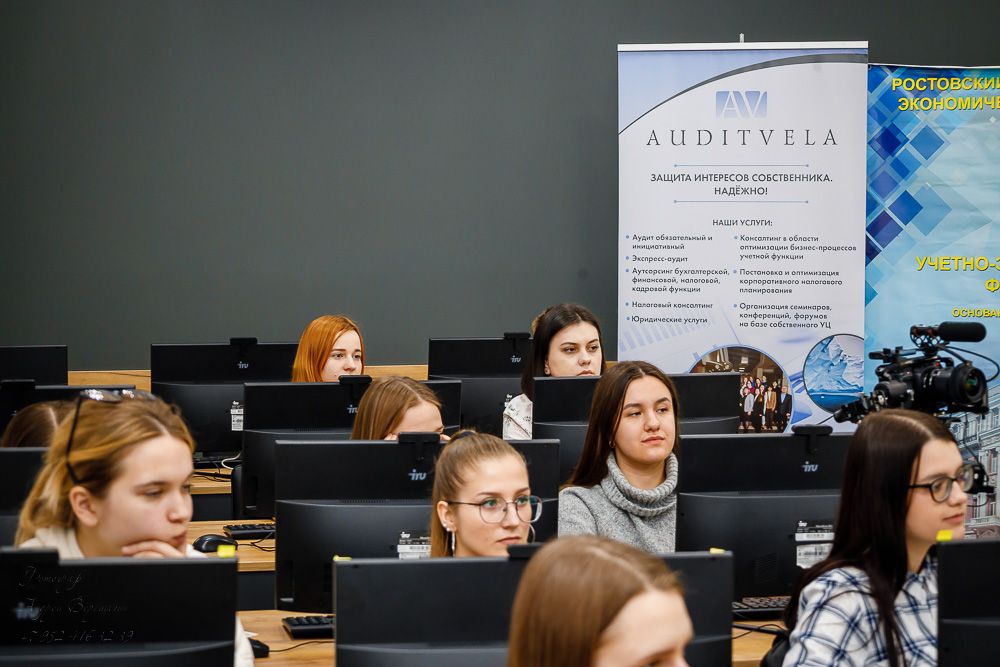 Съемка для АУДИТ Вела, футбольной команды-тренировка