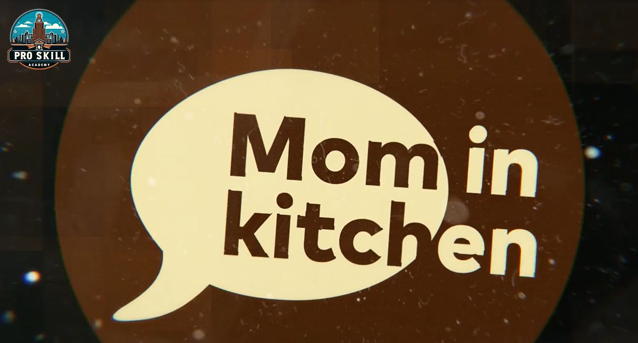 Видео - Mon in kitchen