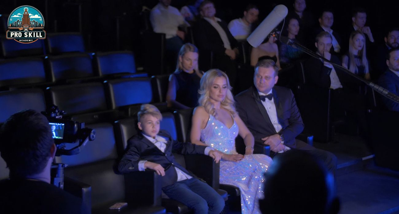 Видео - Backstage