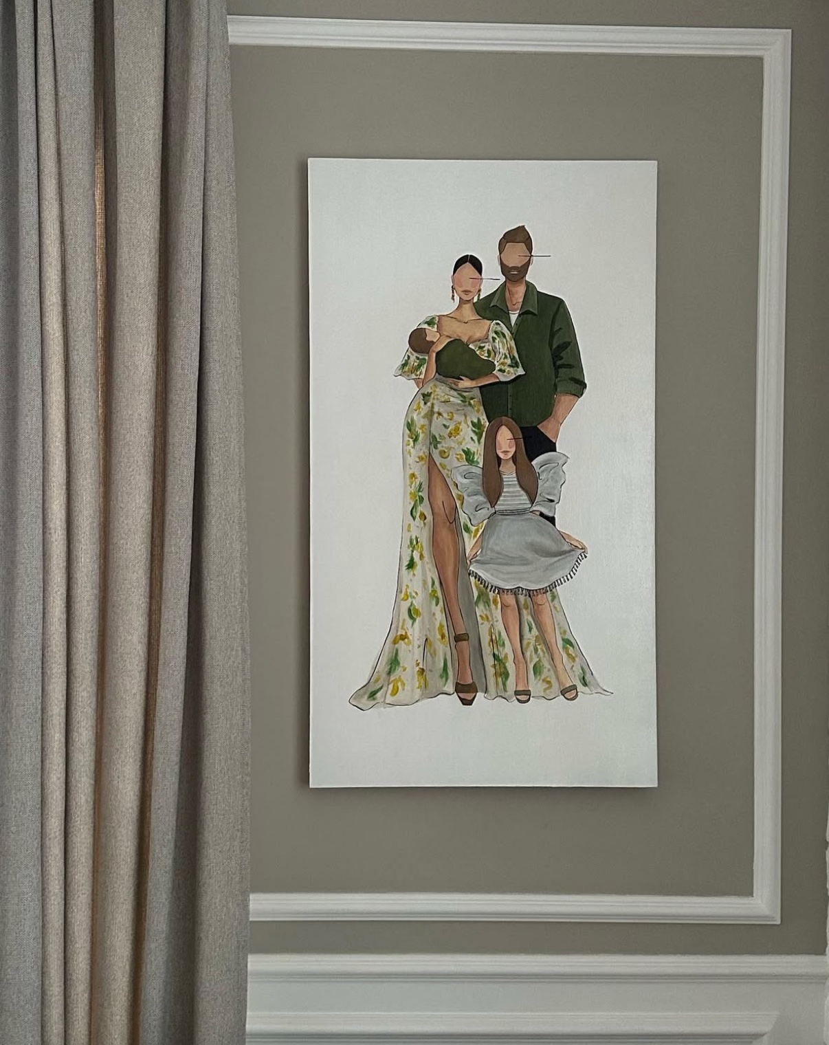 Картина маслом и фешн-скетч